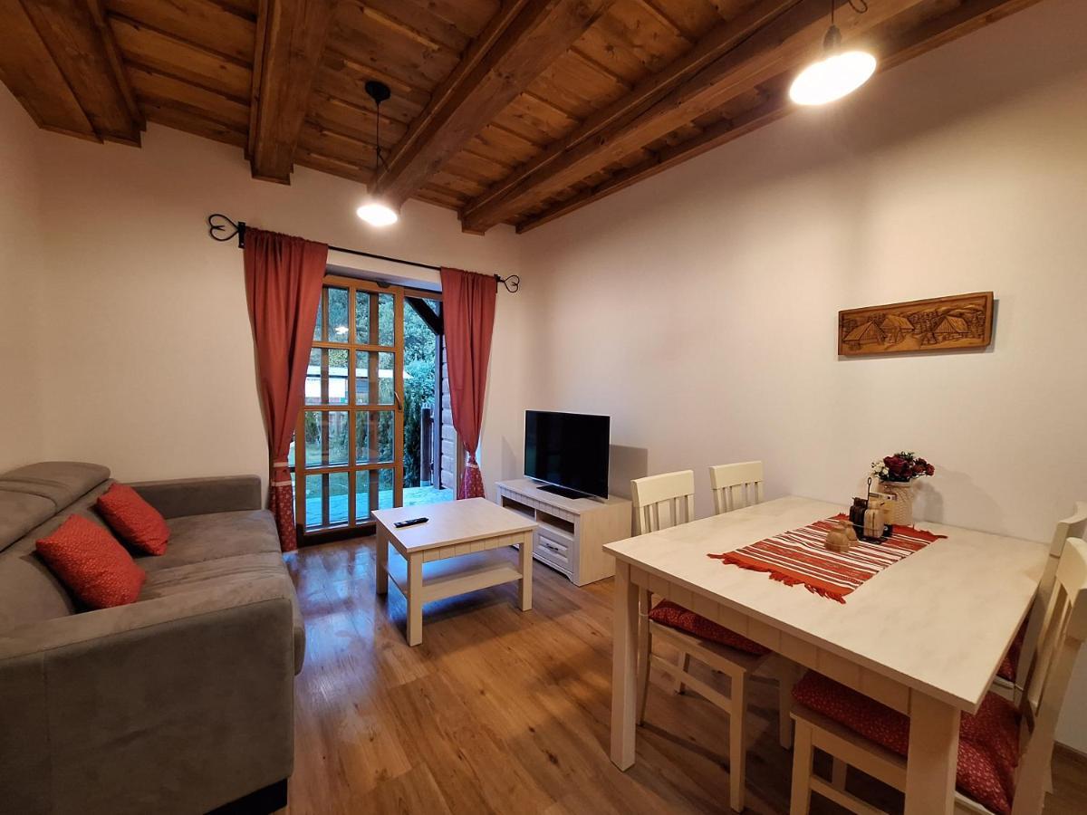Apartman Jezerne Velké Karlovice Buitenkant foto