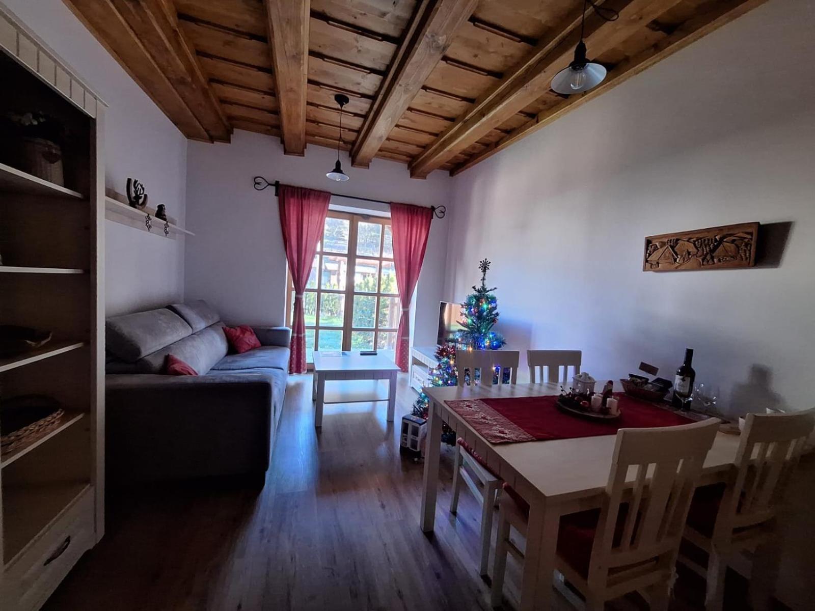 Apartman Jezerne Velké Karlovice Buitenkant foto